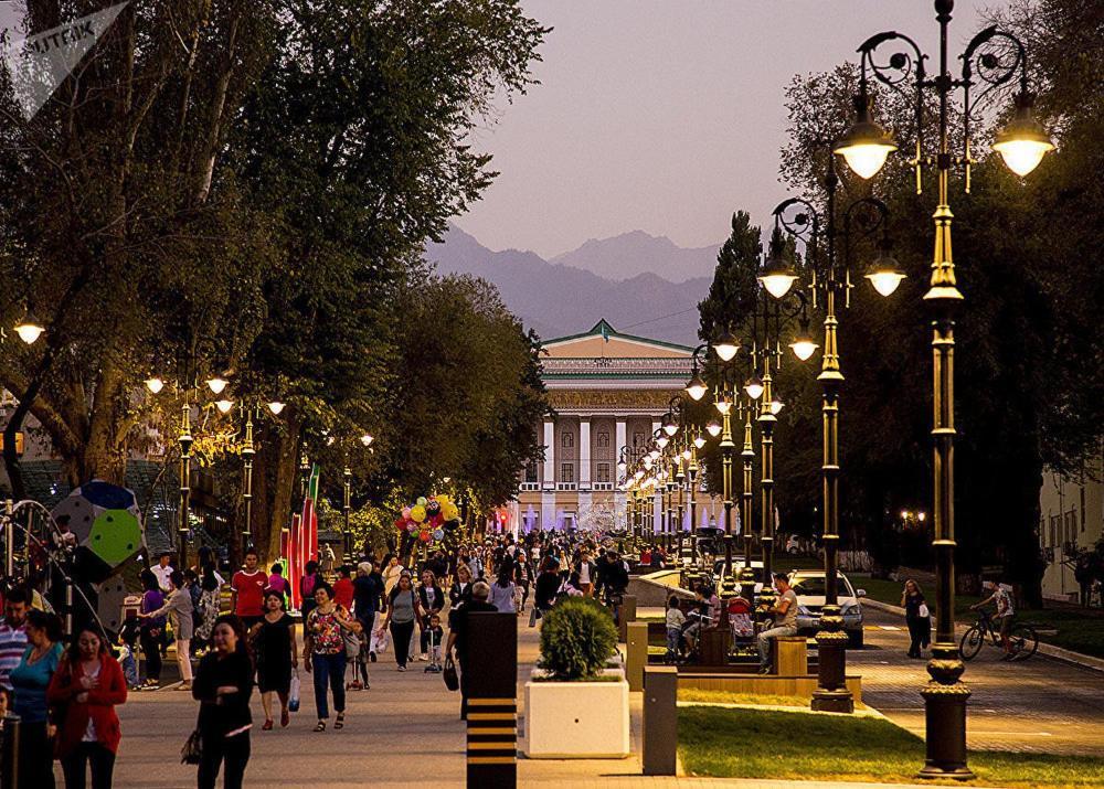 Apartment уютная однокомнатная в историческом центре города Almaty